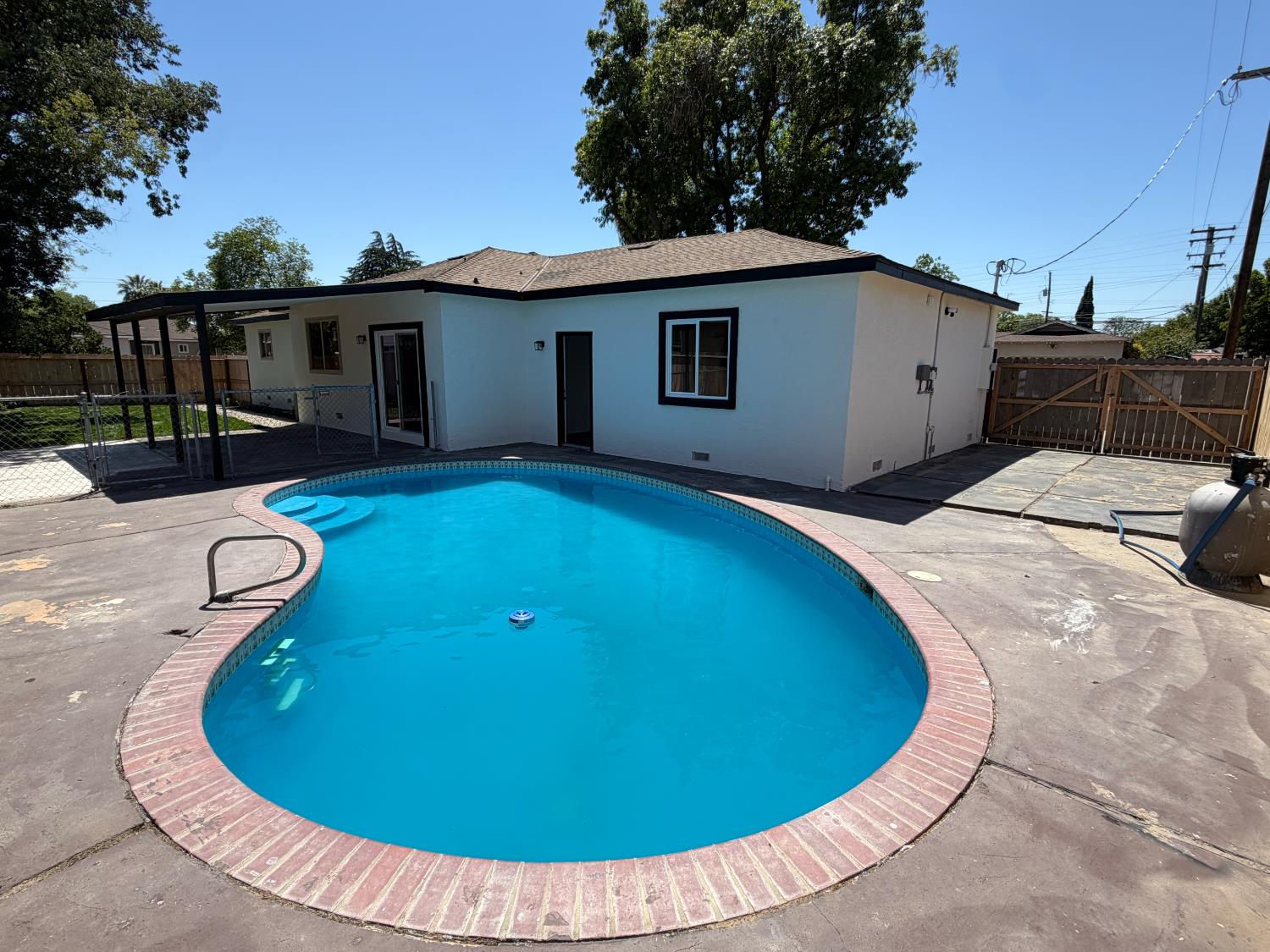 2304 Coston Ave, Modesto, CA 95350