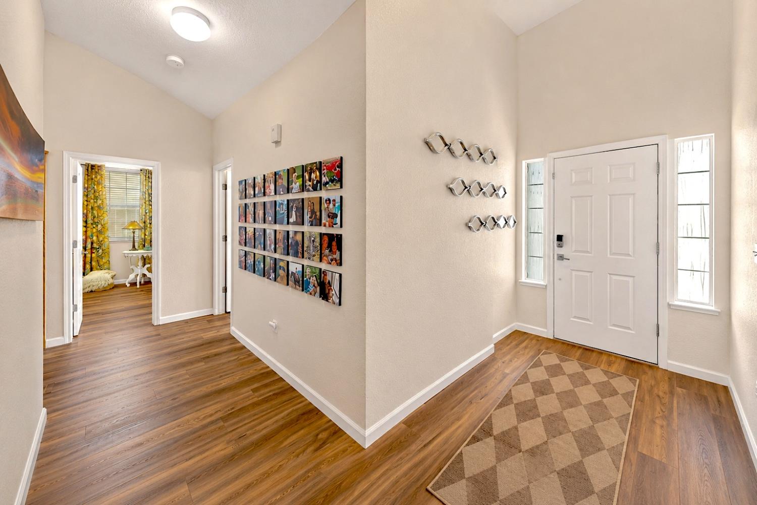 4581 Magnolia Dr, Turlock, CA 95382