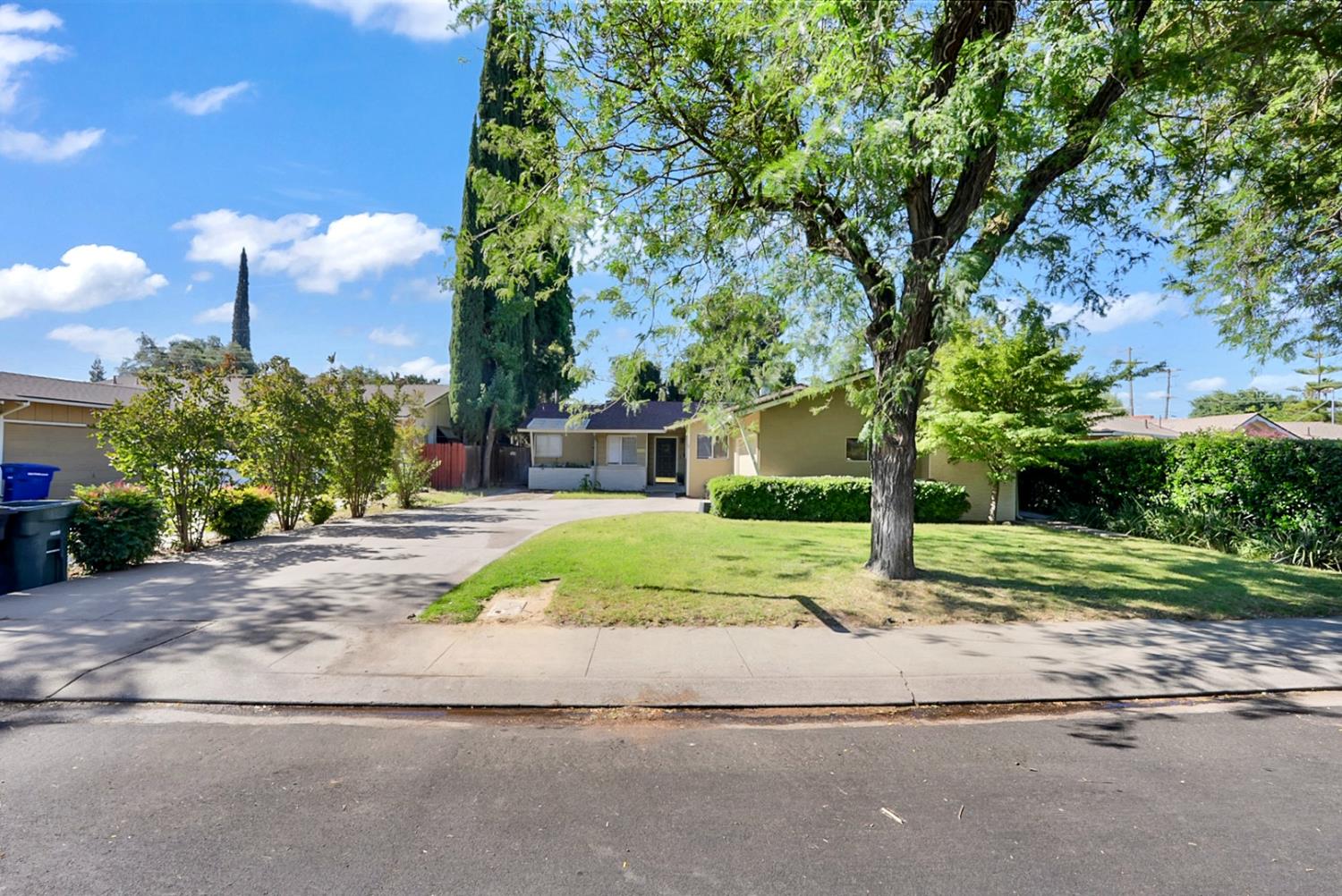 1226 Chehalem Dr, Modesto, CA 95350