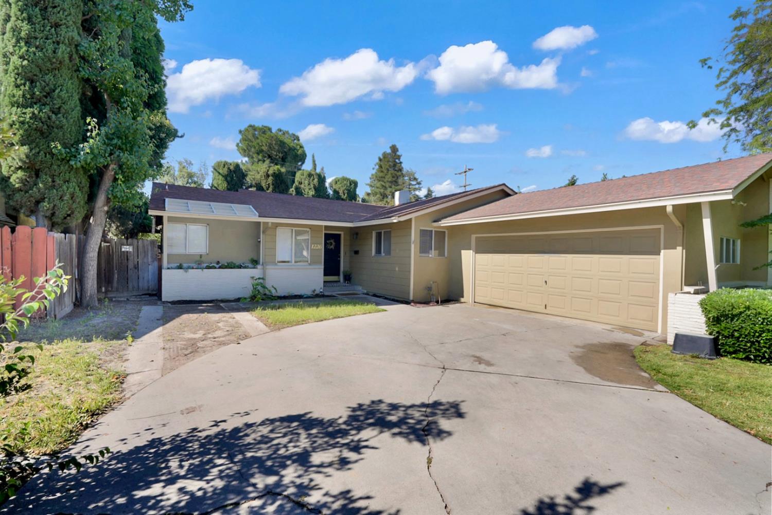 1226 Chehalem Dr, Modesto, CA 95350