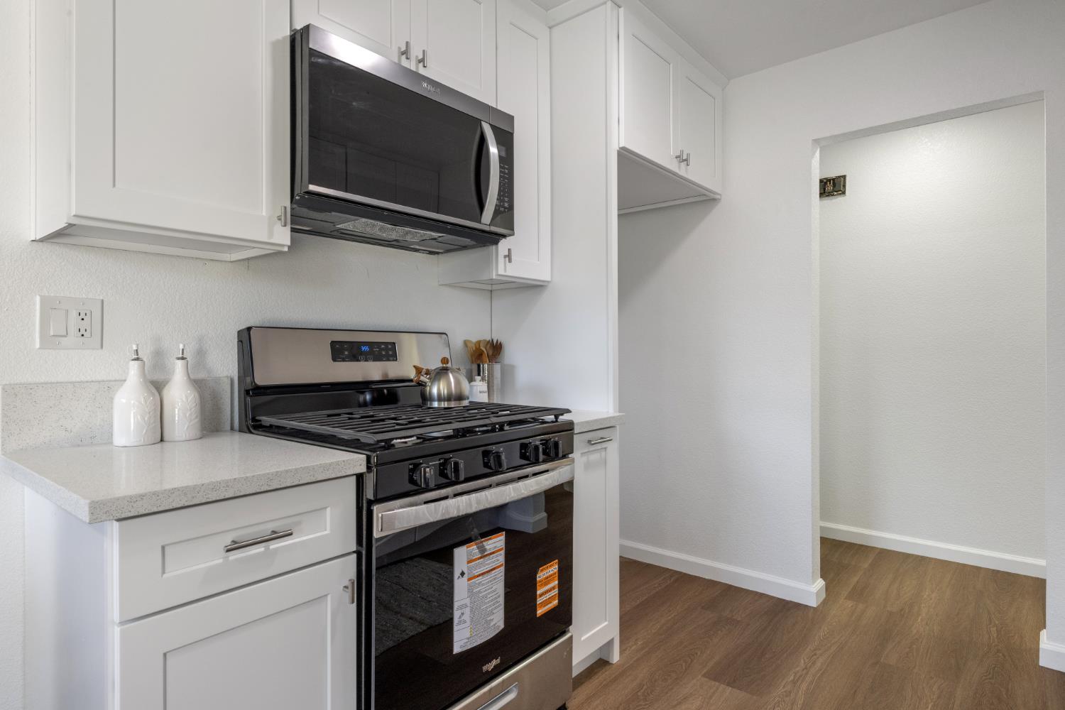 1744 Darwin Ct, Ceres, CA 95307