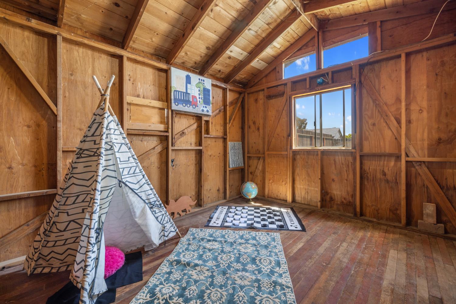 1744 Darwin Ct, Ceres, CA 95307