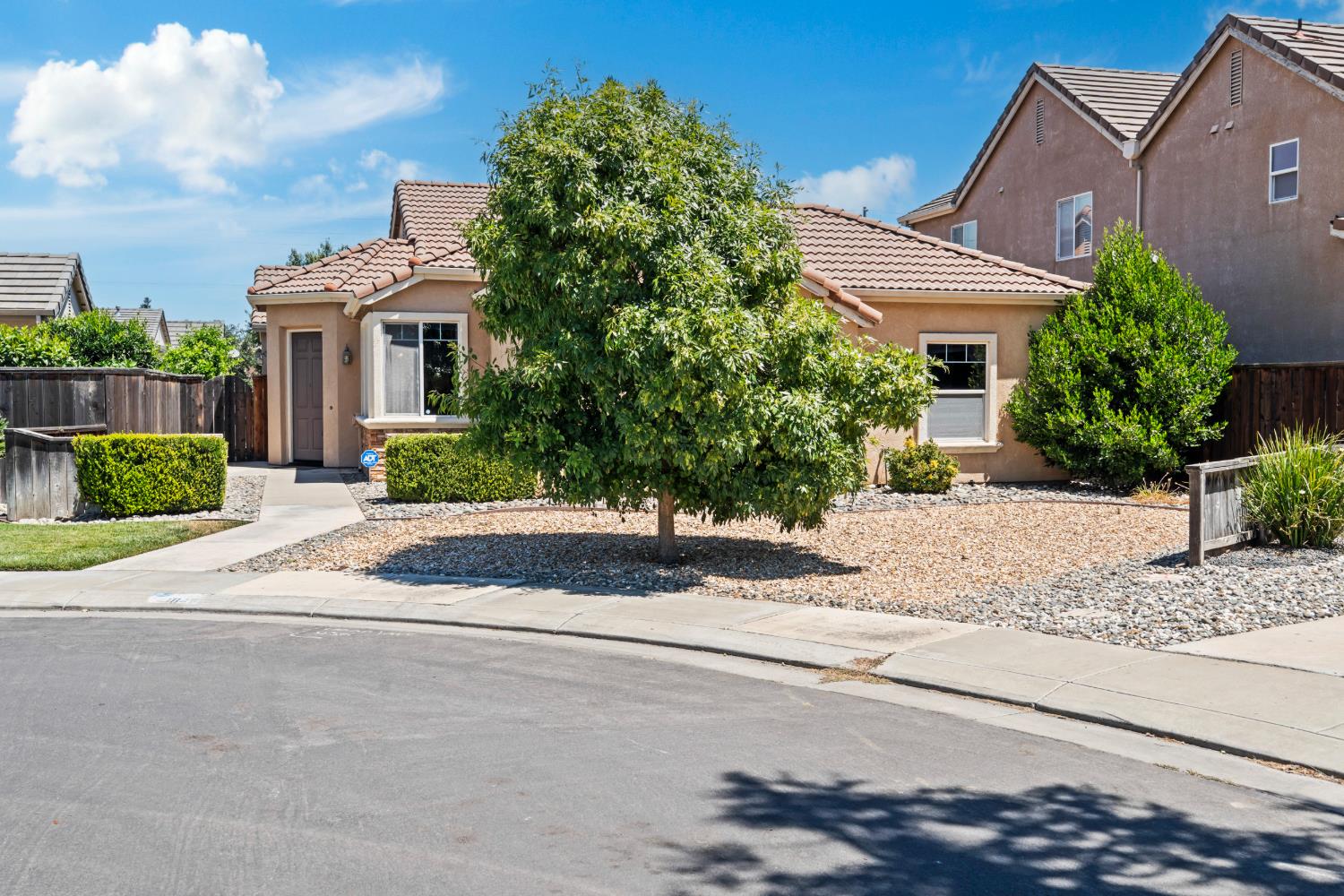1845 Julian Ave, Modesto, CA 95354
