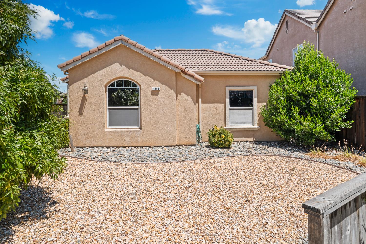 1845 Julian Ave, Modesto, CA 95354