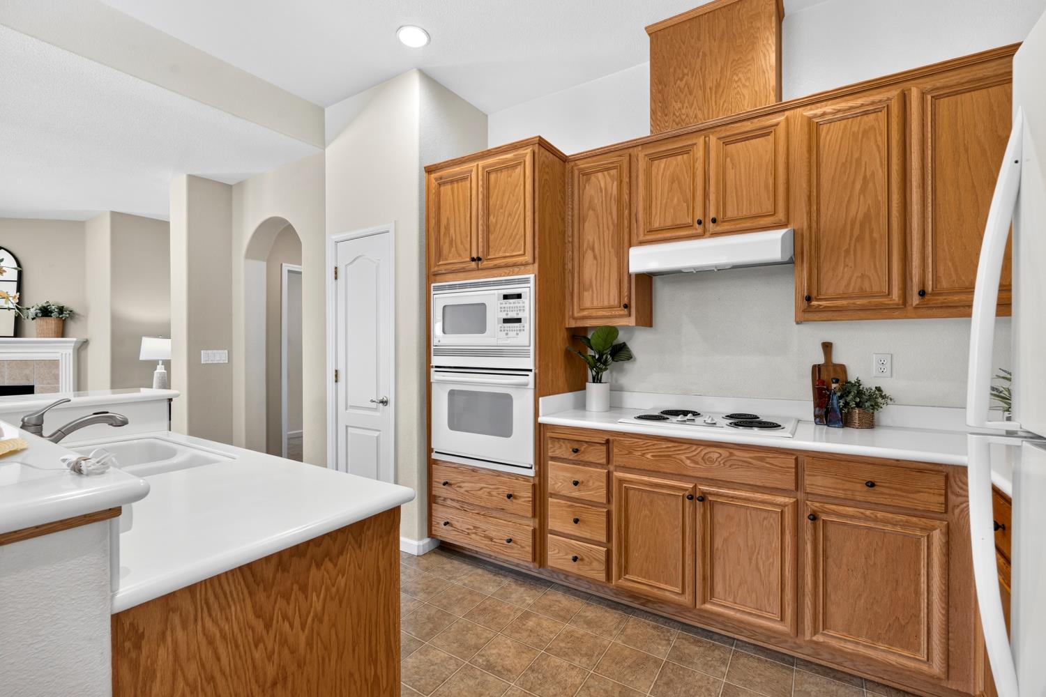 1845 Julian Ave, Modesto, CA 95354
