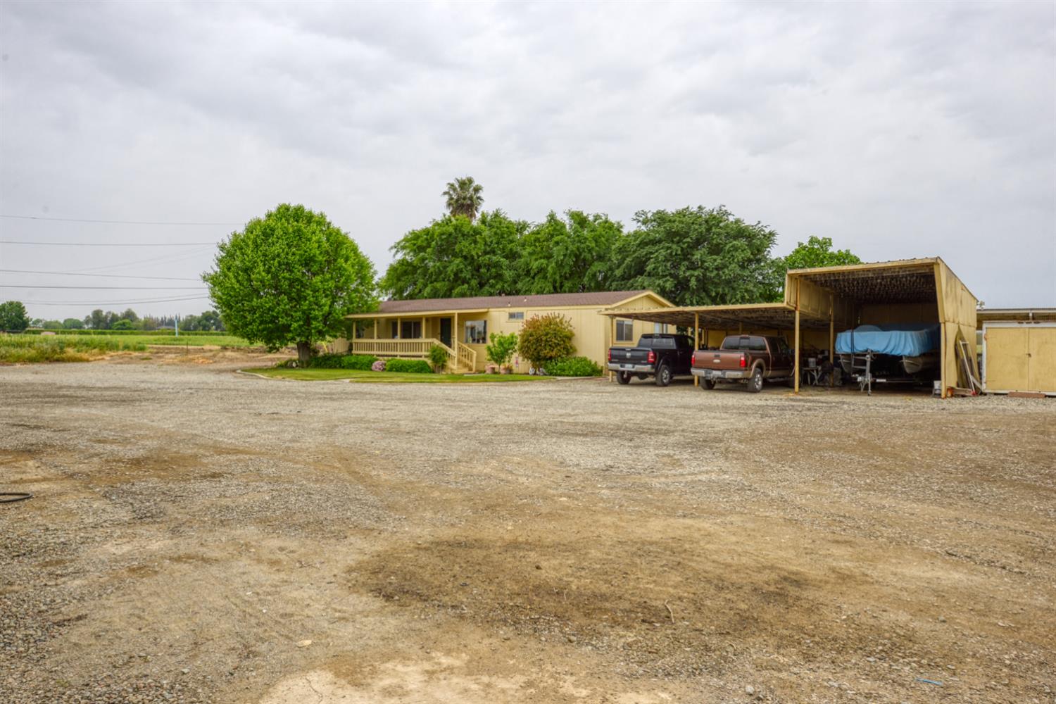 1471 State Highway 33, Gustine, CA 95322