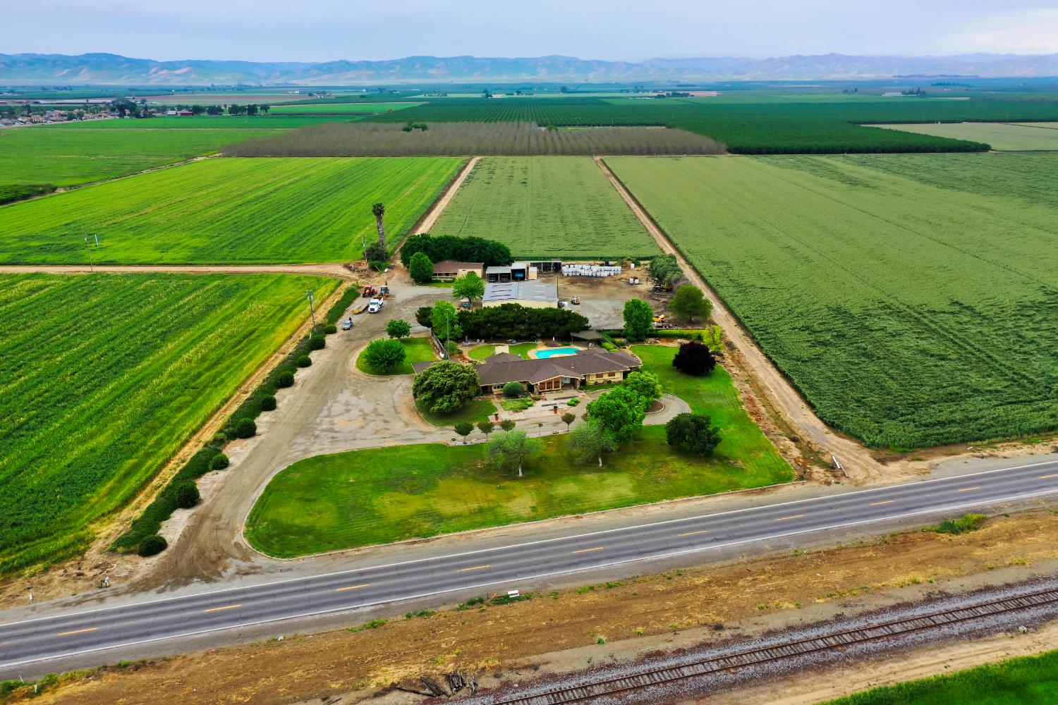 1471 State Highway 33, Gustine, CA 95322