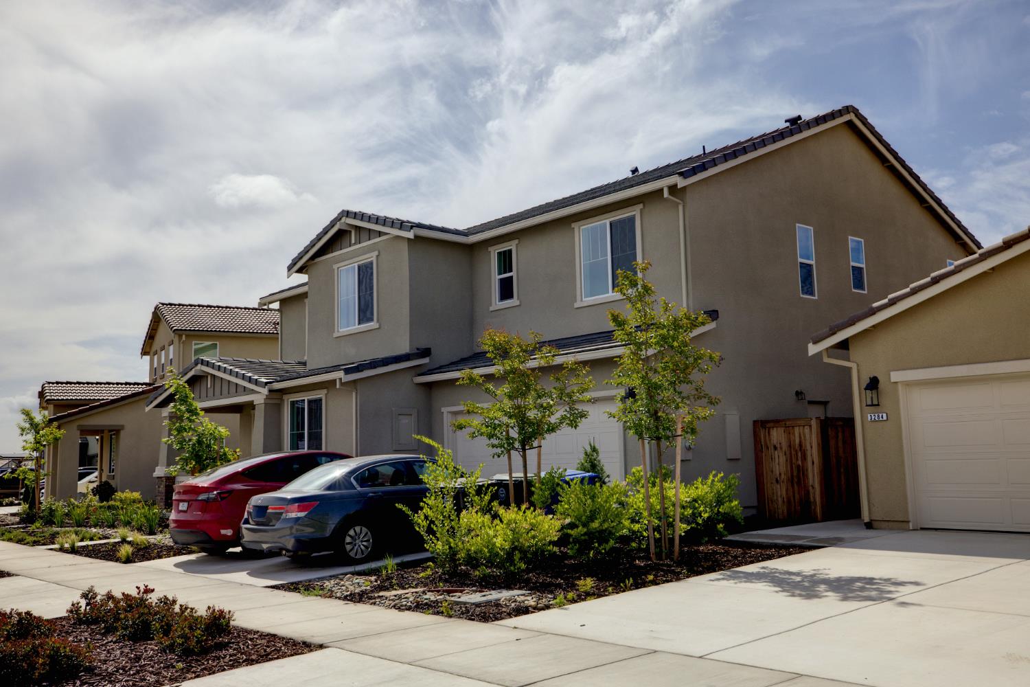 3276 Oak Trail Dr, Manteca, CA 95337