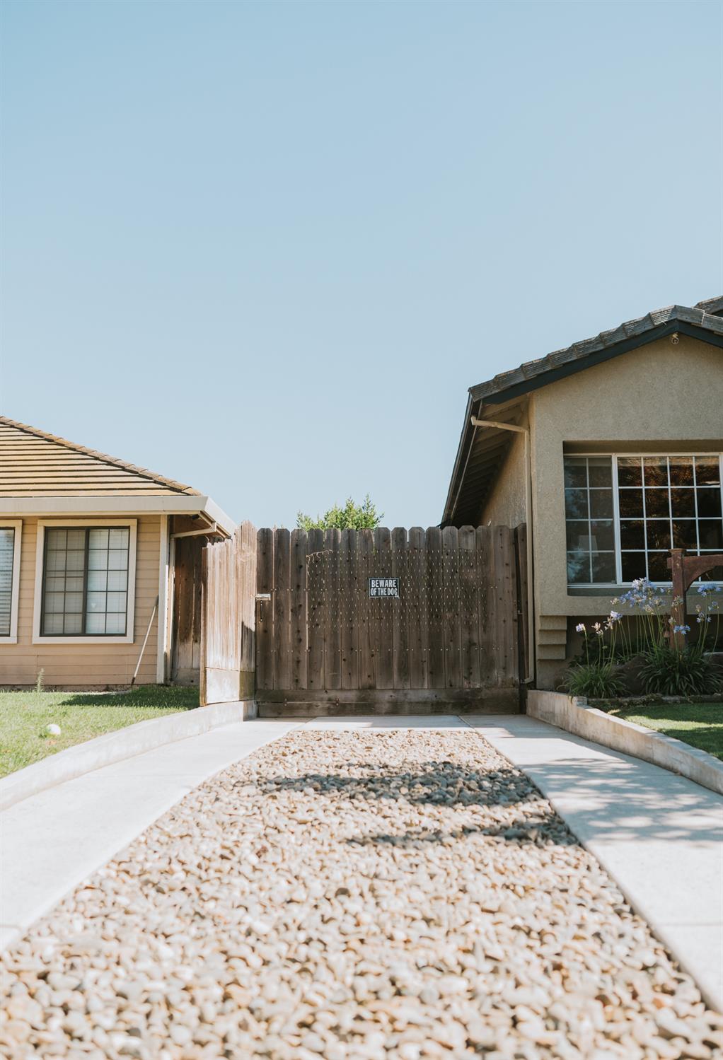1531 Crestwood Dr, Escalon, CA 95320