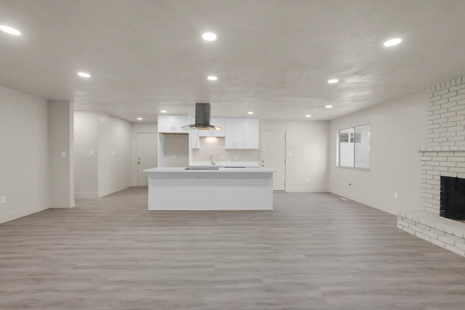 2832 Fowler Rd, Ceres, CA 95307