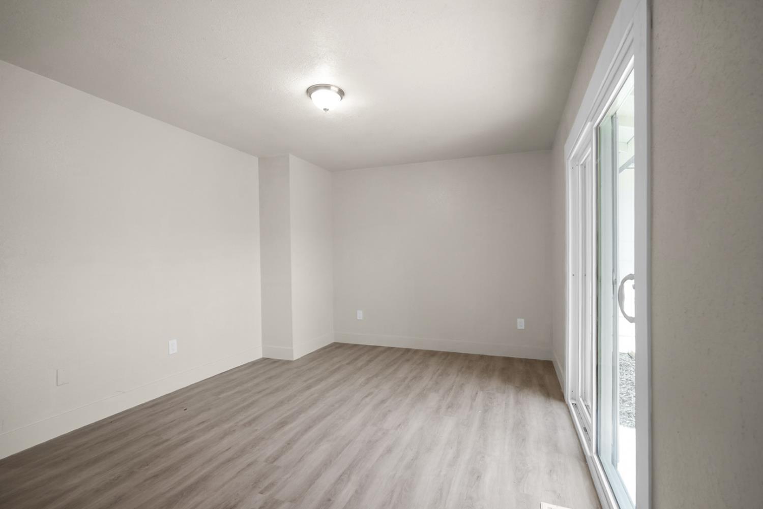 2832 Fowler Rd, Ceres, CA 95307