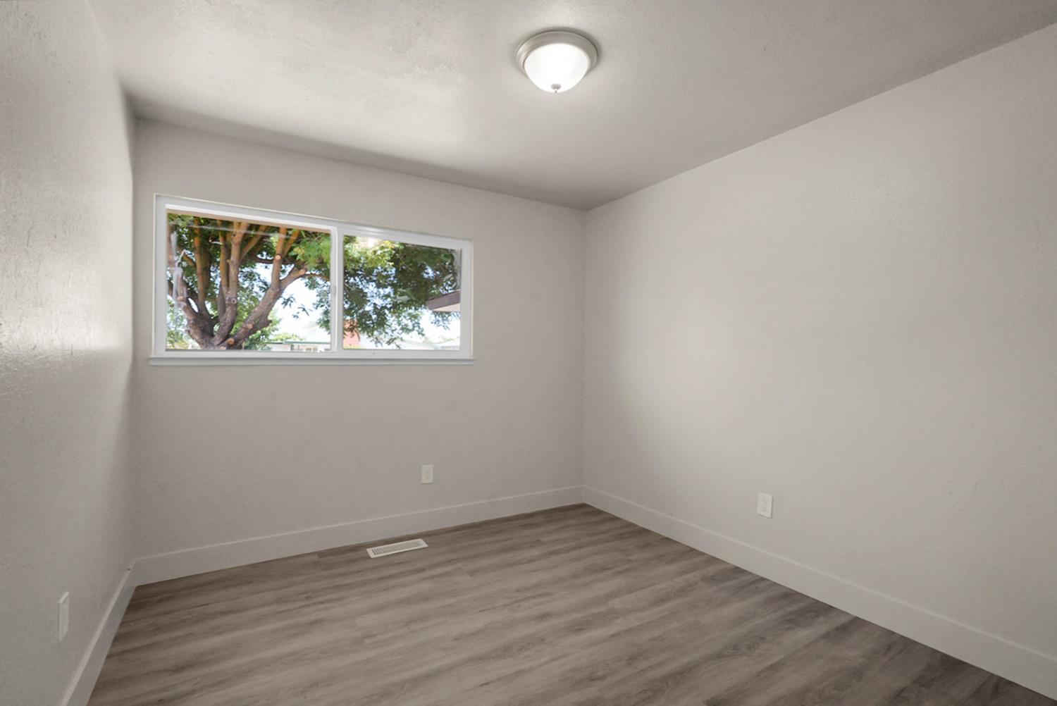 2832 Fowler Rd, Ceres, CA 95307