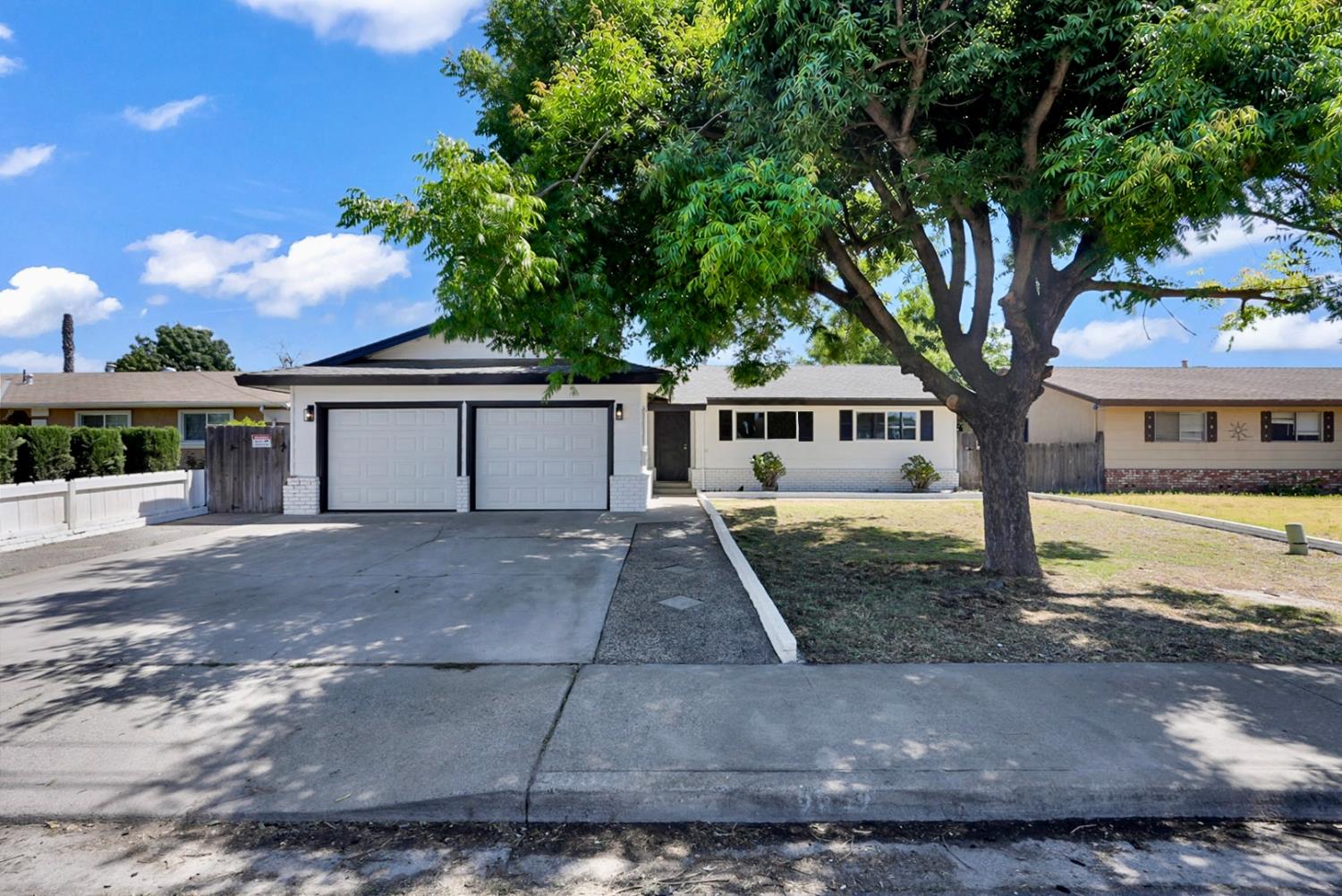 2832 Fowler Rd, Ceres, CA 95307