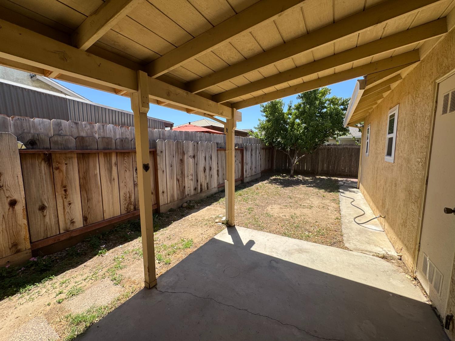 2675 Jeannie Ct, Turlock, CA 95382