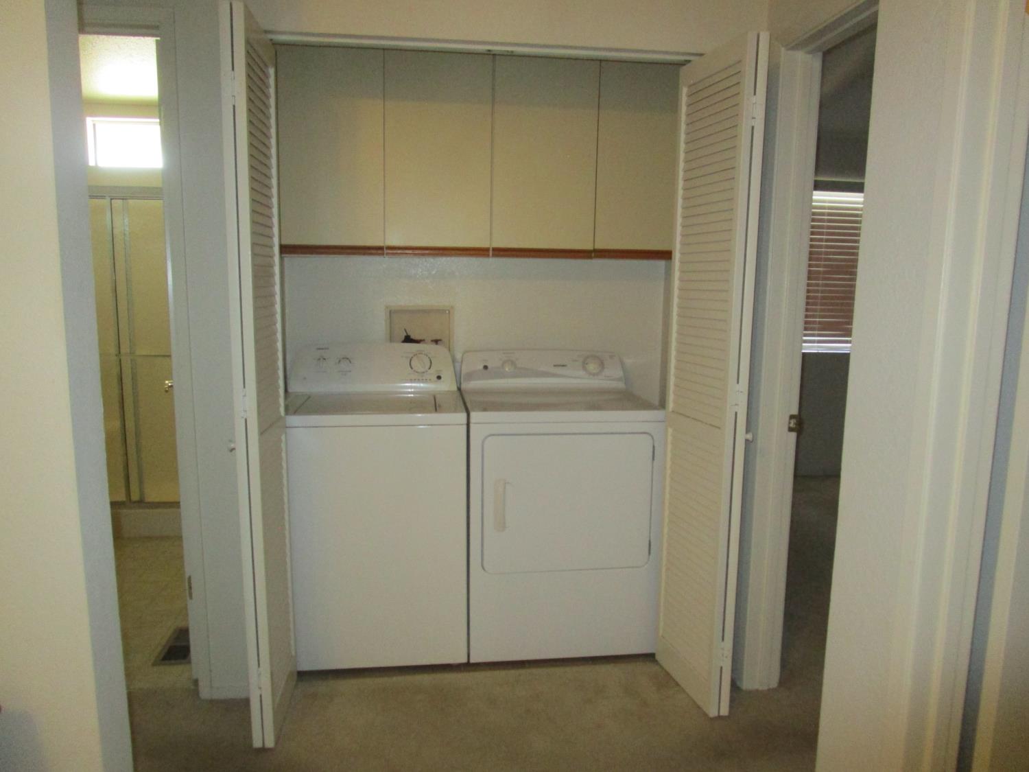 1500 Held Dr #49, Modesto, CA 95355