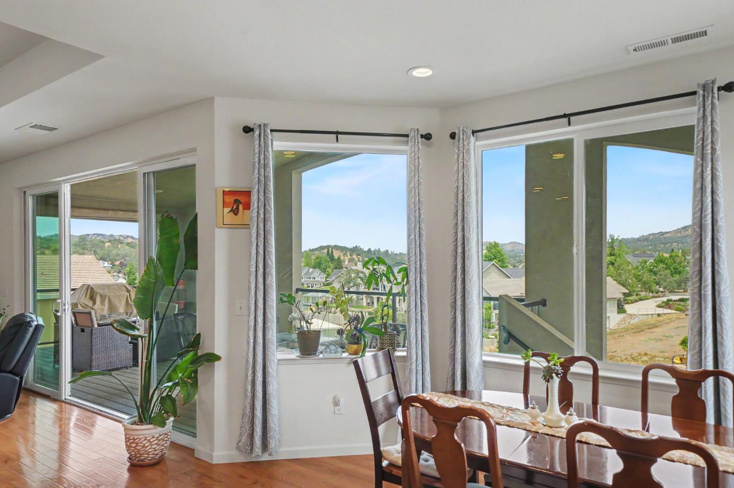 6066 Bluff View Rd, Copperopolis, CA 95228
