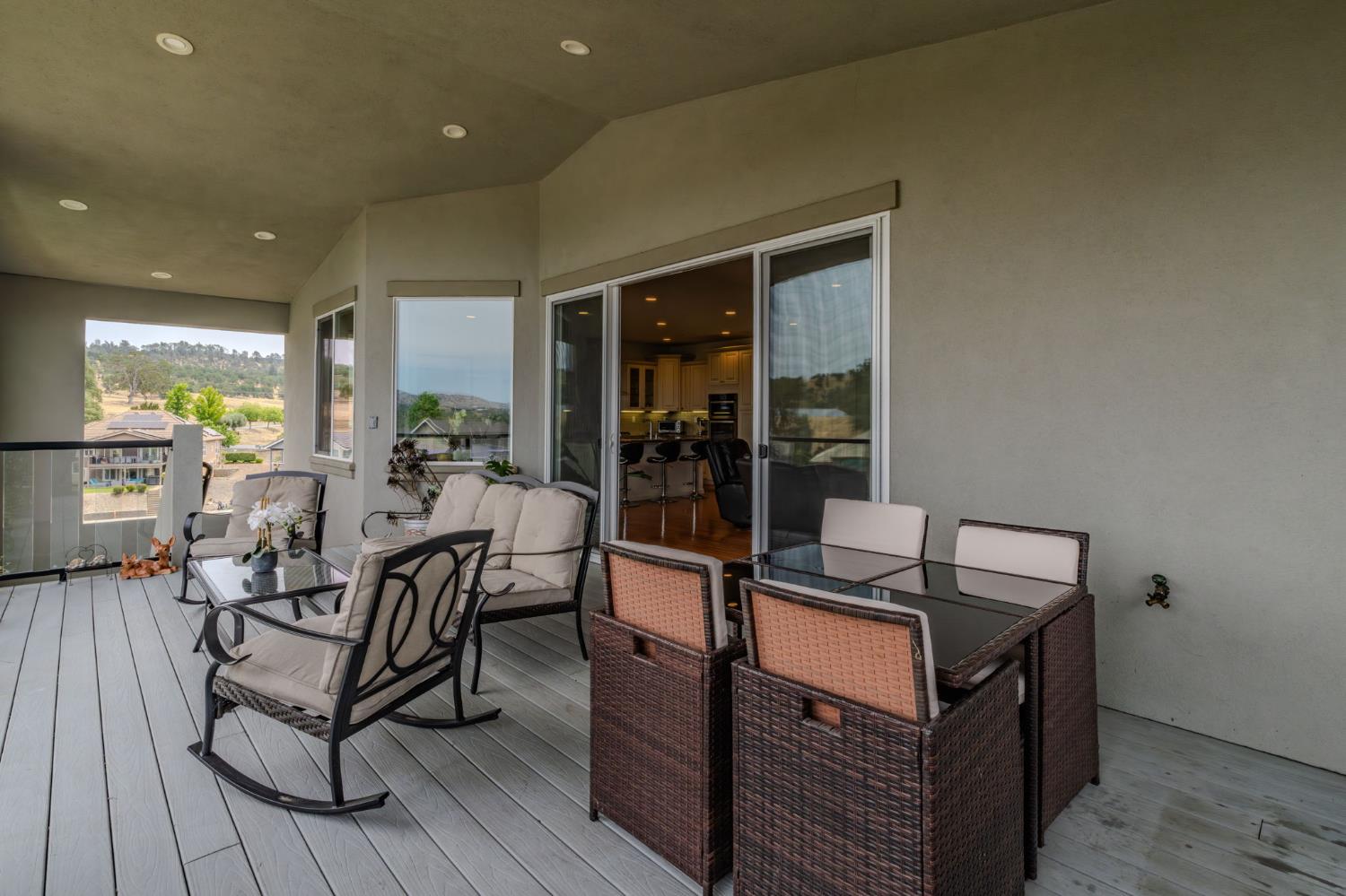 6066 Bluff View Rd, Copperopolis, CA 95228