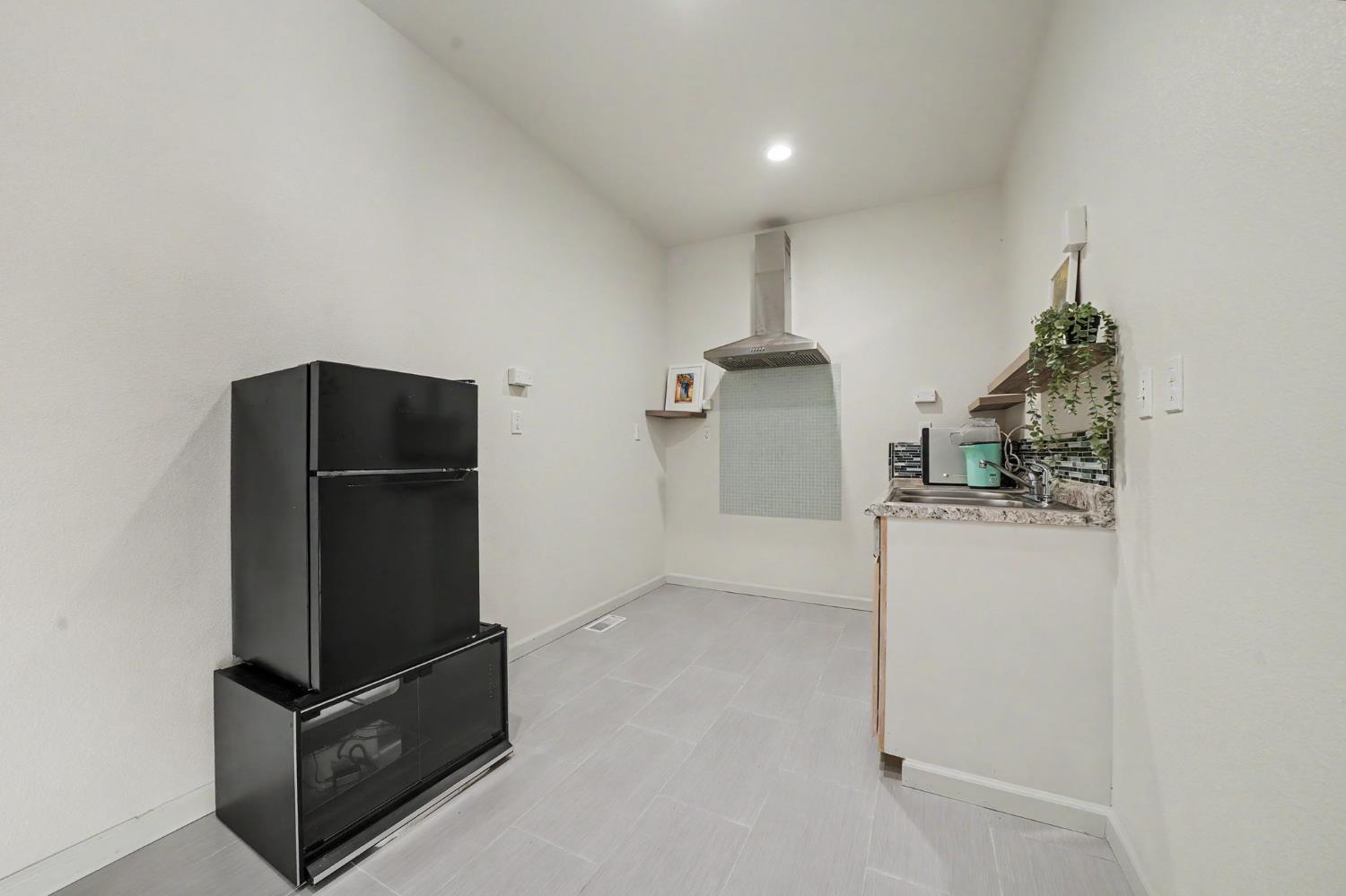 6066 Bluff View Rd, Copperopolis, CA 95228