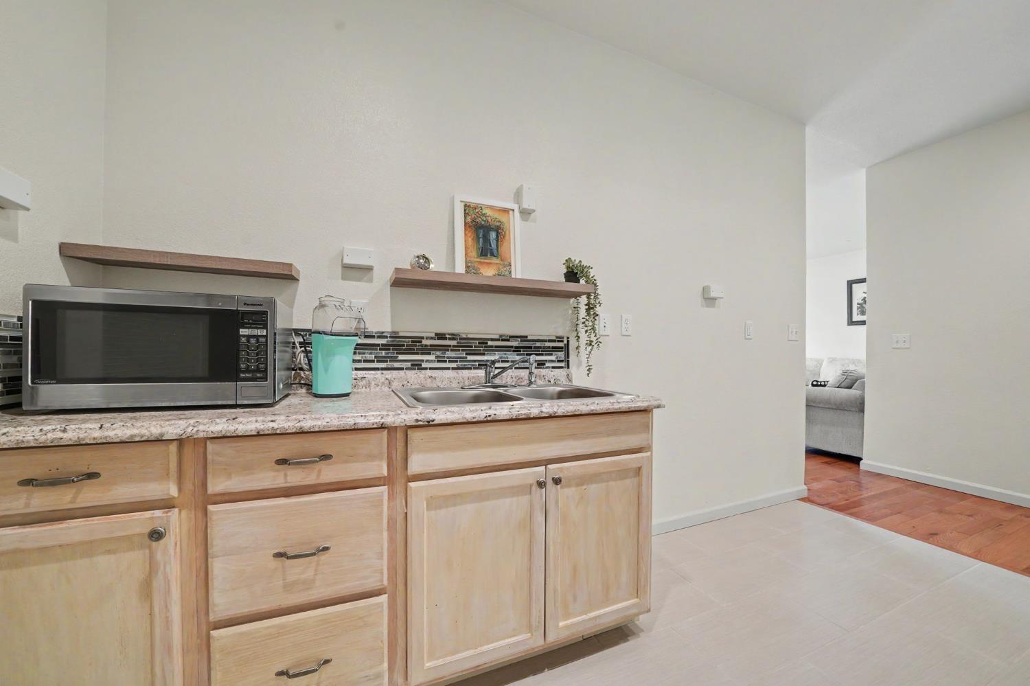 6066 Bluff View Rd, Copperopolis, CA 95228
