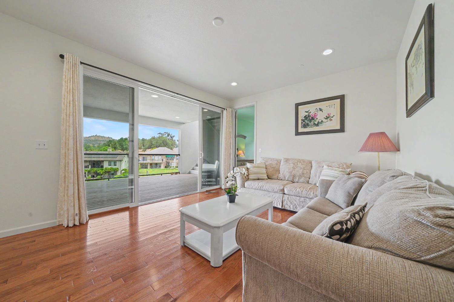 6066 Bluff View Rd, Copperopolis, CA 95228