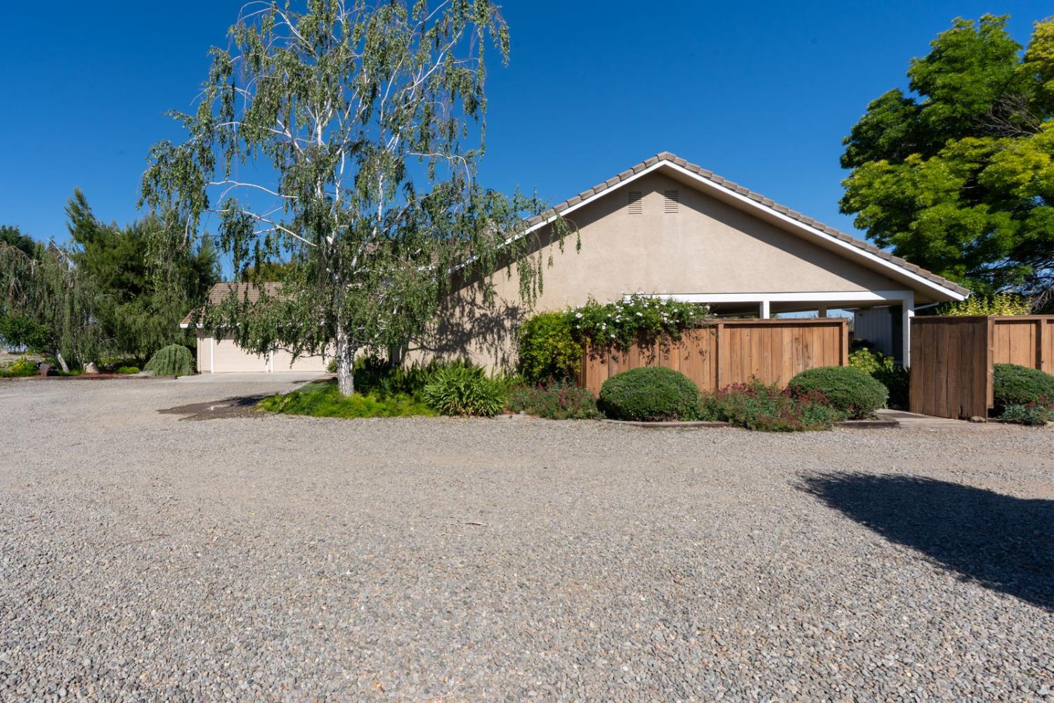 22650 W Sunset Ave, Los Banos, CA 93635