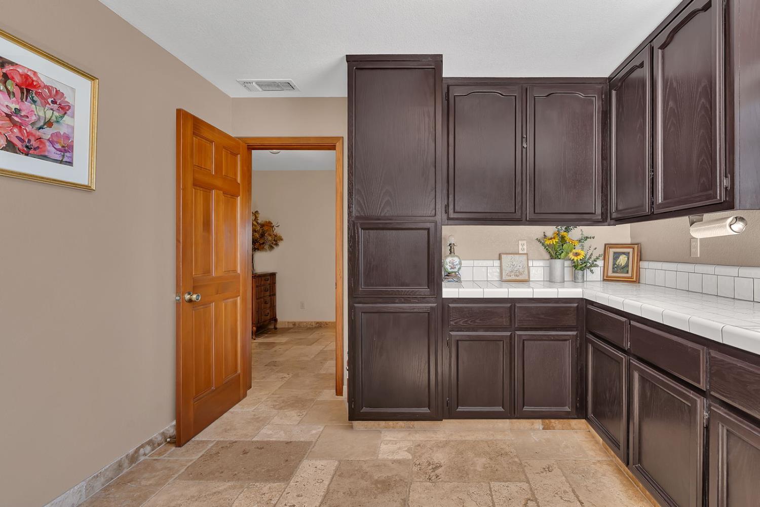 22650 W Sunset Ave, Los Banos, CA 93635