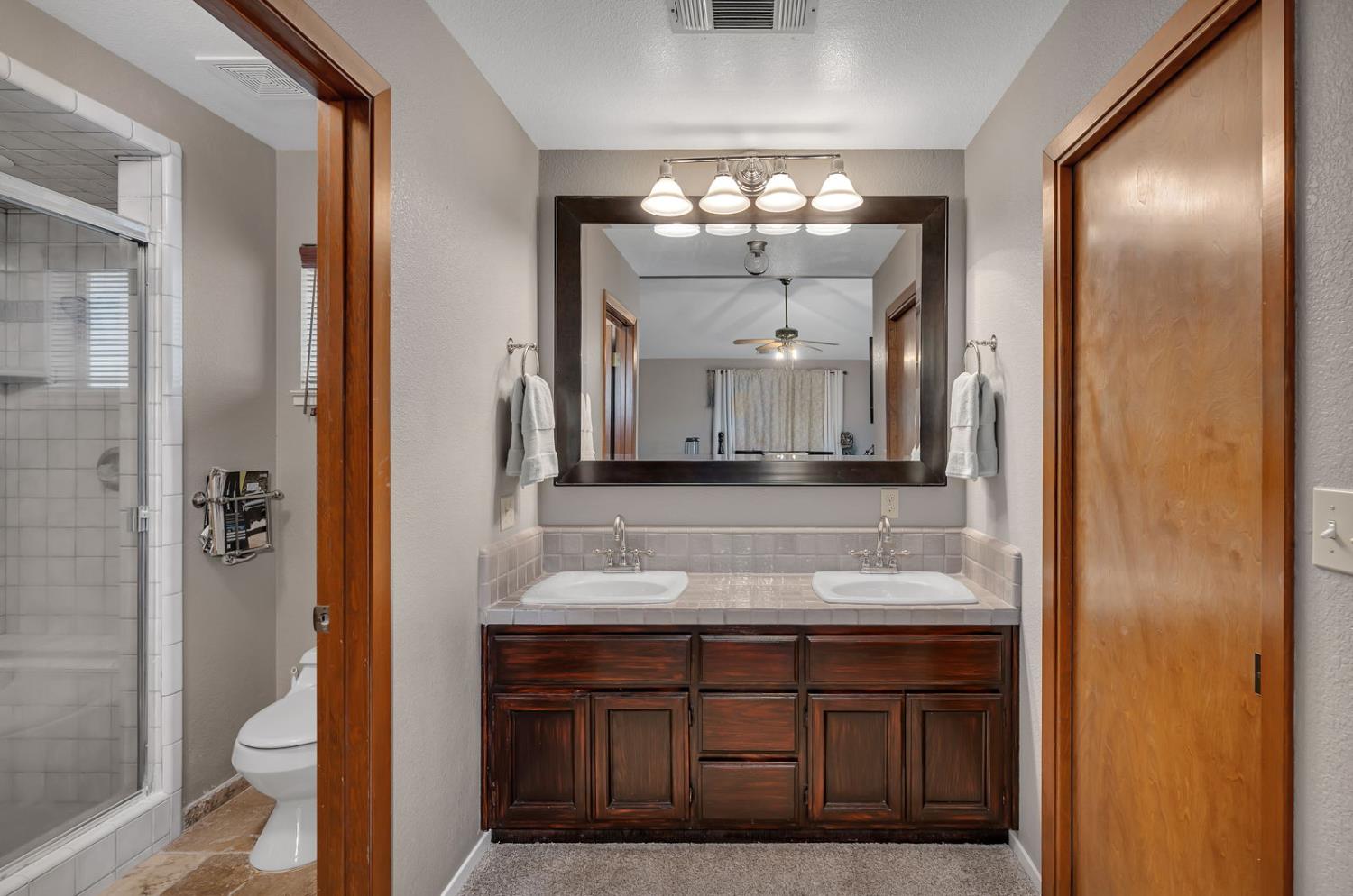 22650 W Sunset Ave, Los Banos, CA 93635