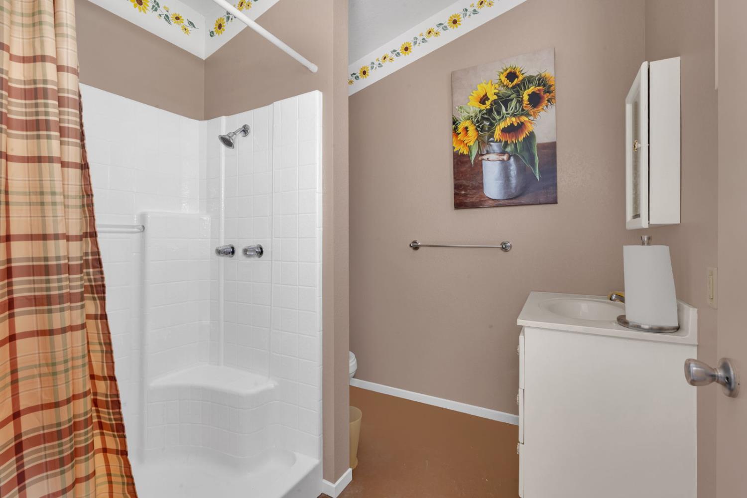 22650 W Sunset Ave, Los Banos, CA 93635