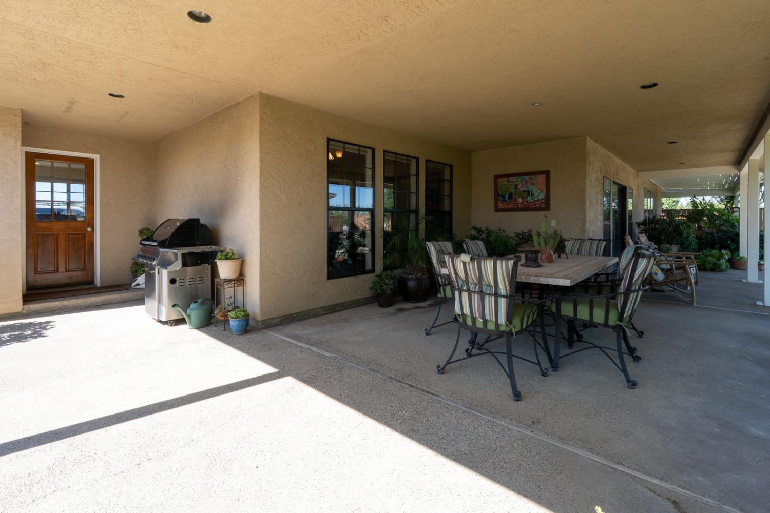 22650 W Sunset Ave, Los Banos, CA 93635