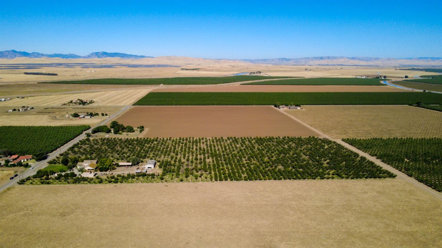 22650 W Sunset Ave, Los Banos, CA 93635