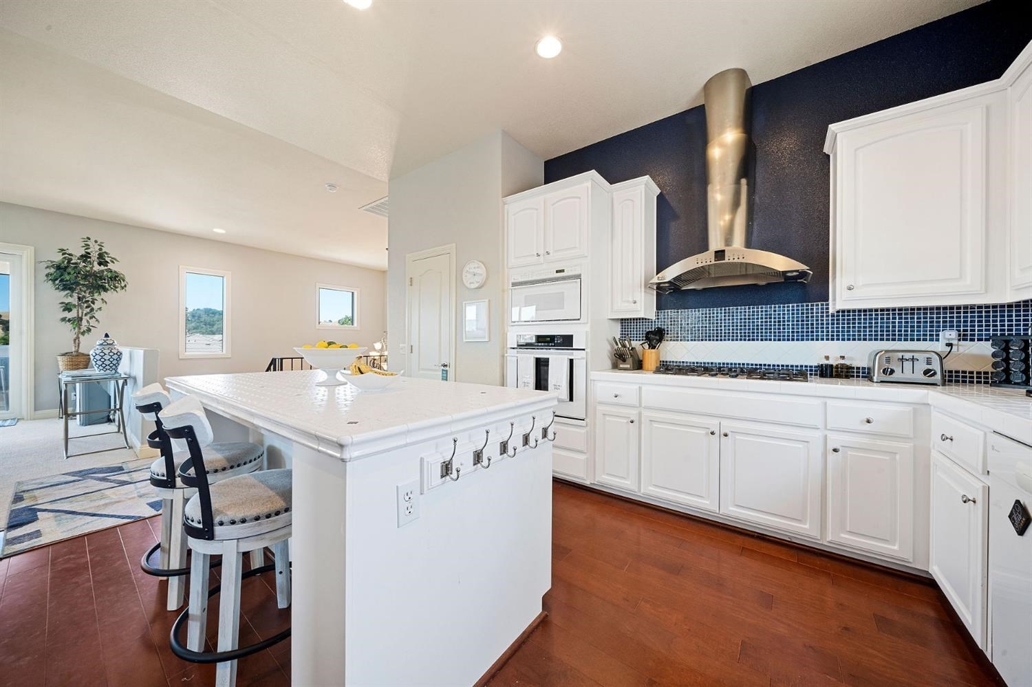 175 Athena Dr, Copperopolis, CA 95228
