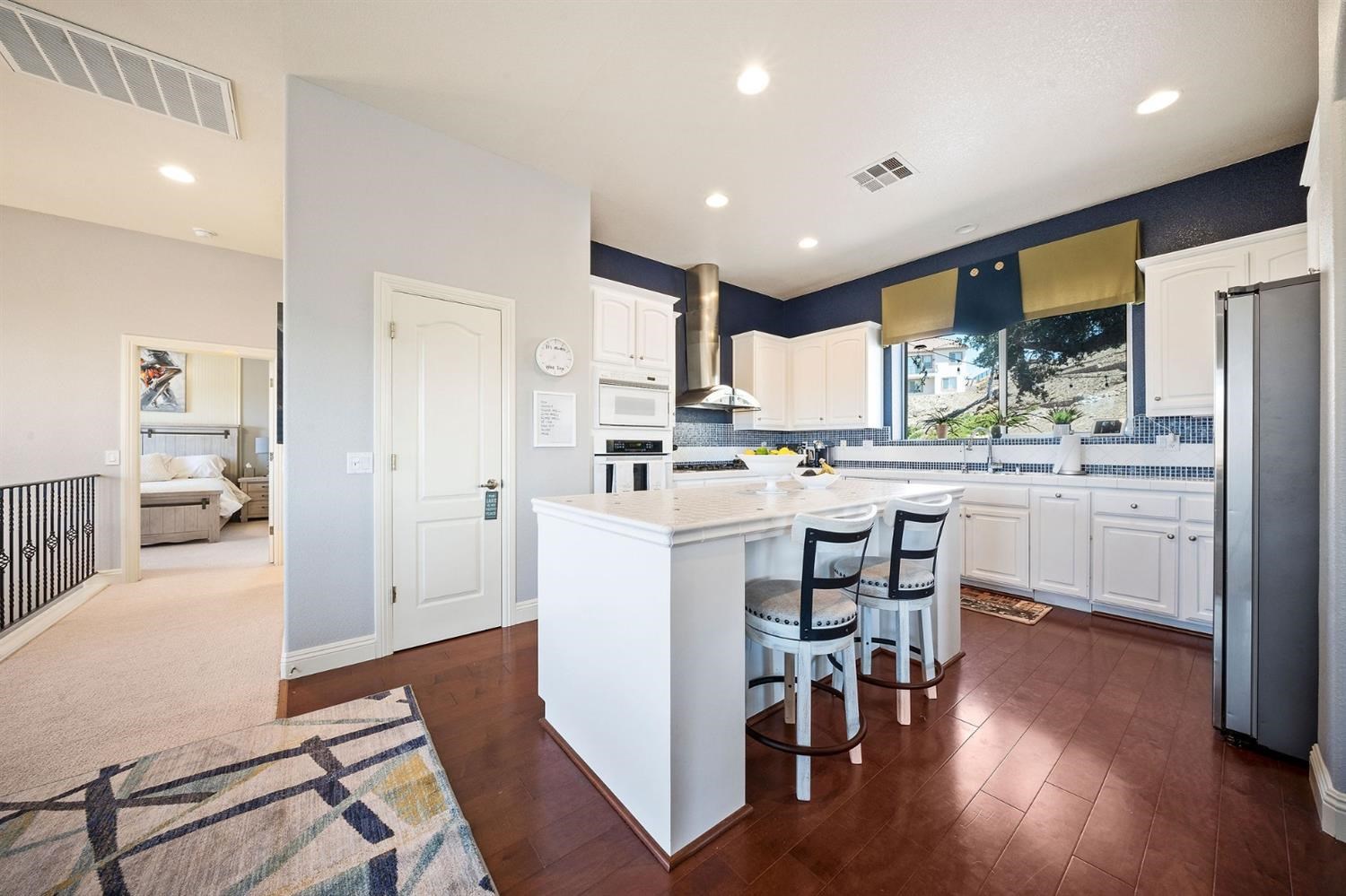 175 Athena Dr, Copperopolis, CA 95228