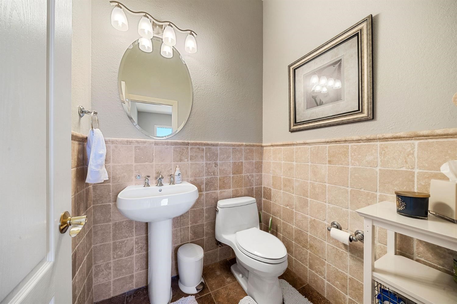 175 Athena Dr, Copperopolis, CA 95228