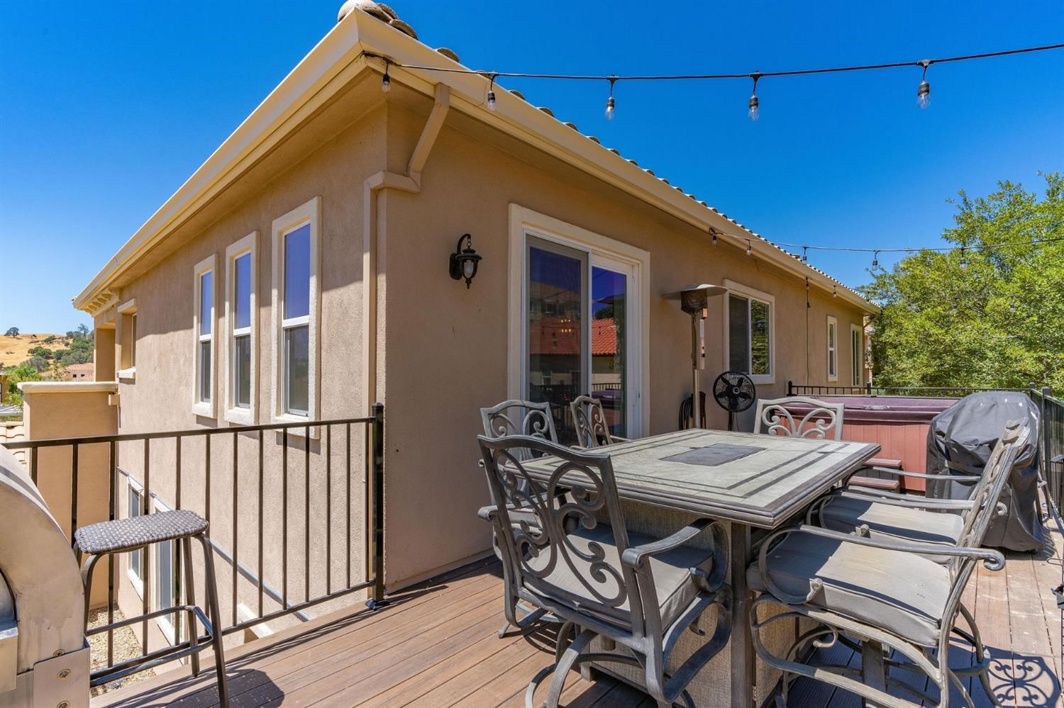 175 Athena Dr, Copperopolis, CA 95228