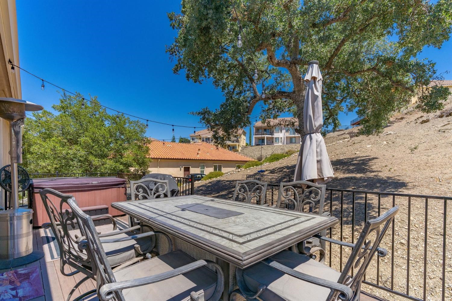 175 Athena Dr, Copperopolis, CA 95228