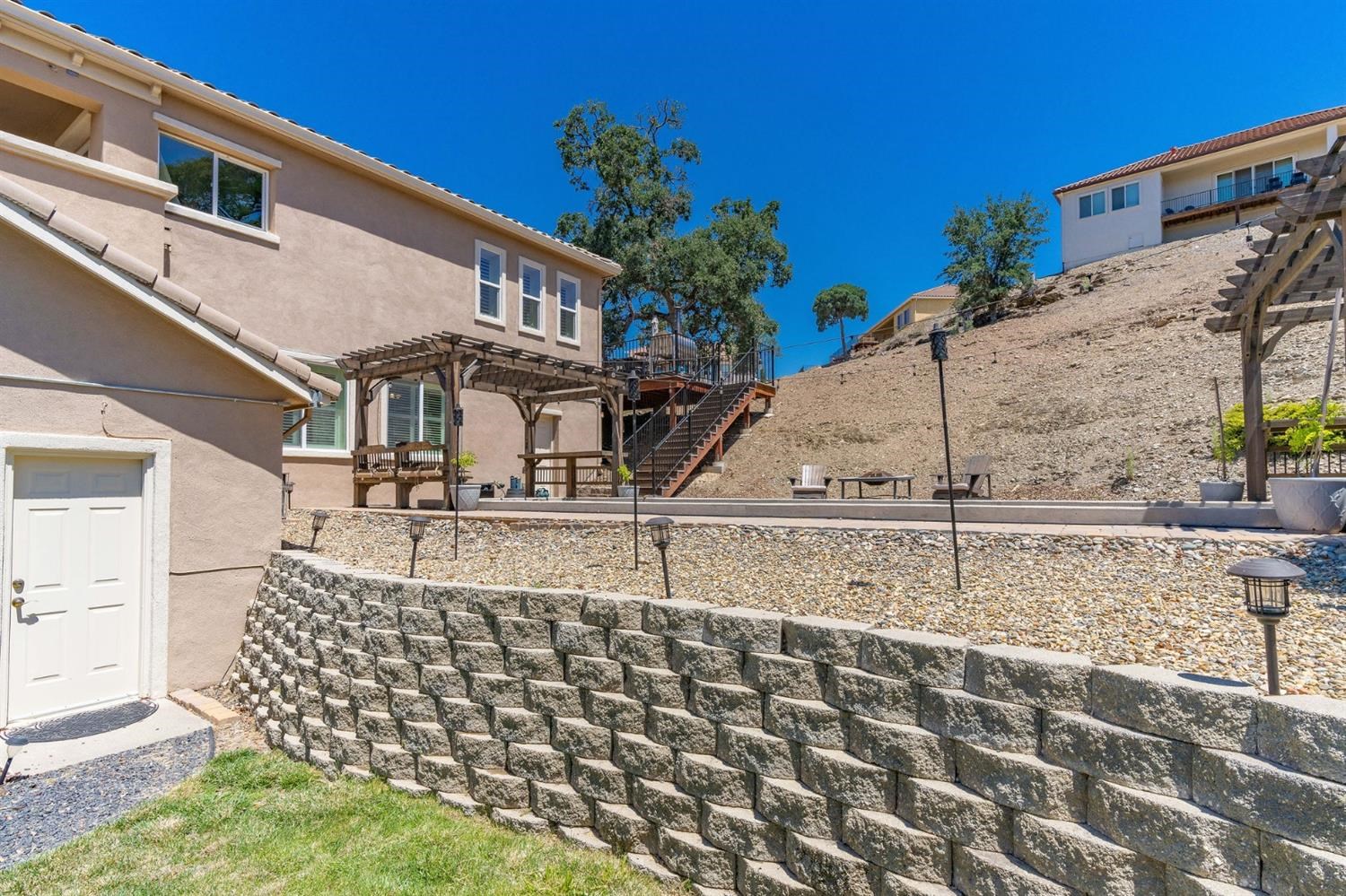 175 Athena Dr, Copperopolis, CA 95228