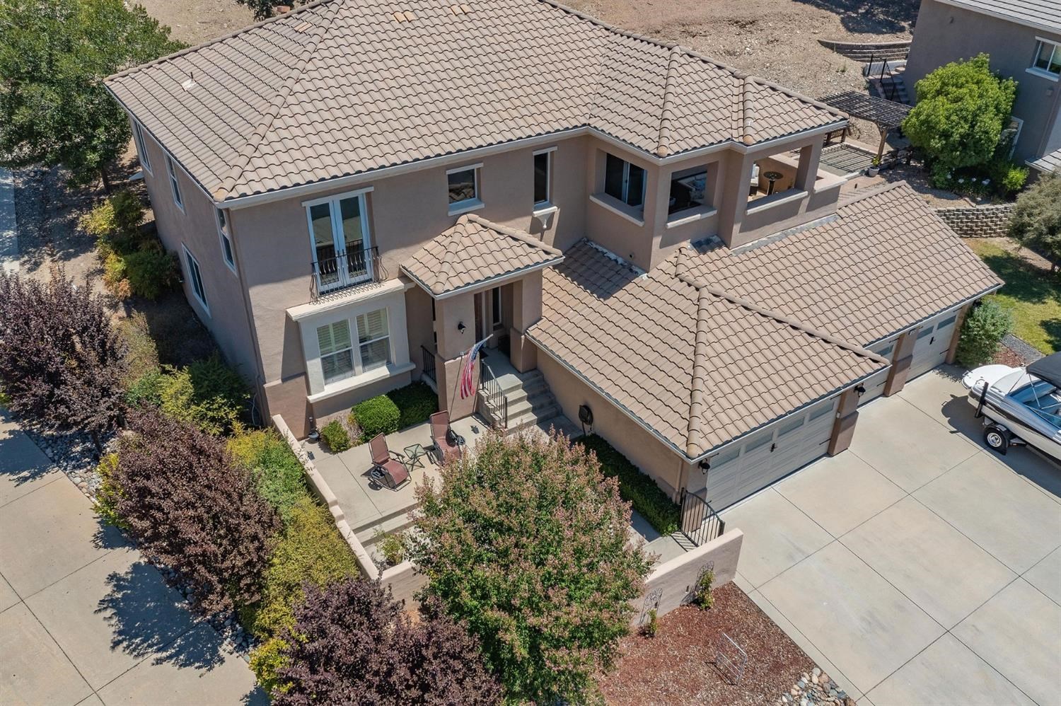 175 Athena Dr, Copperopolis, CA 95228