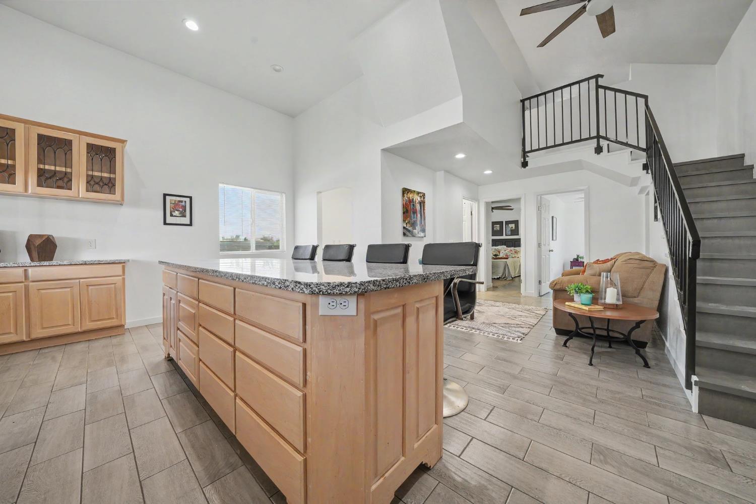 1941 N Main Street, Manteca, CA 95336