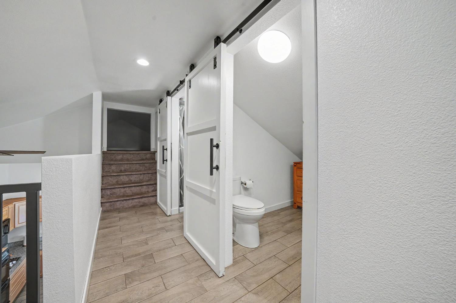 1941 N Main Street, Manteca, CA 95336