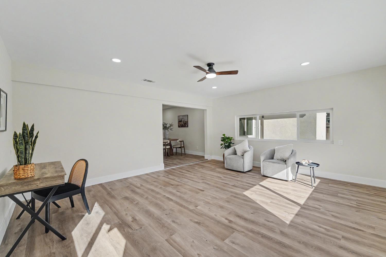 234 S Lee Ave, Oakdale, CA 95361