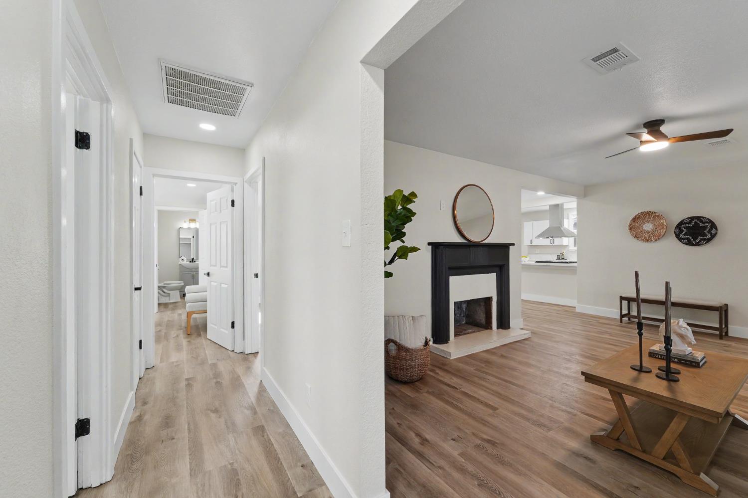 234 S Lee Ave, Oakdale, CA 95361