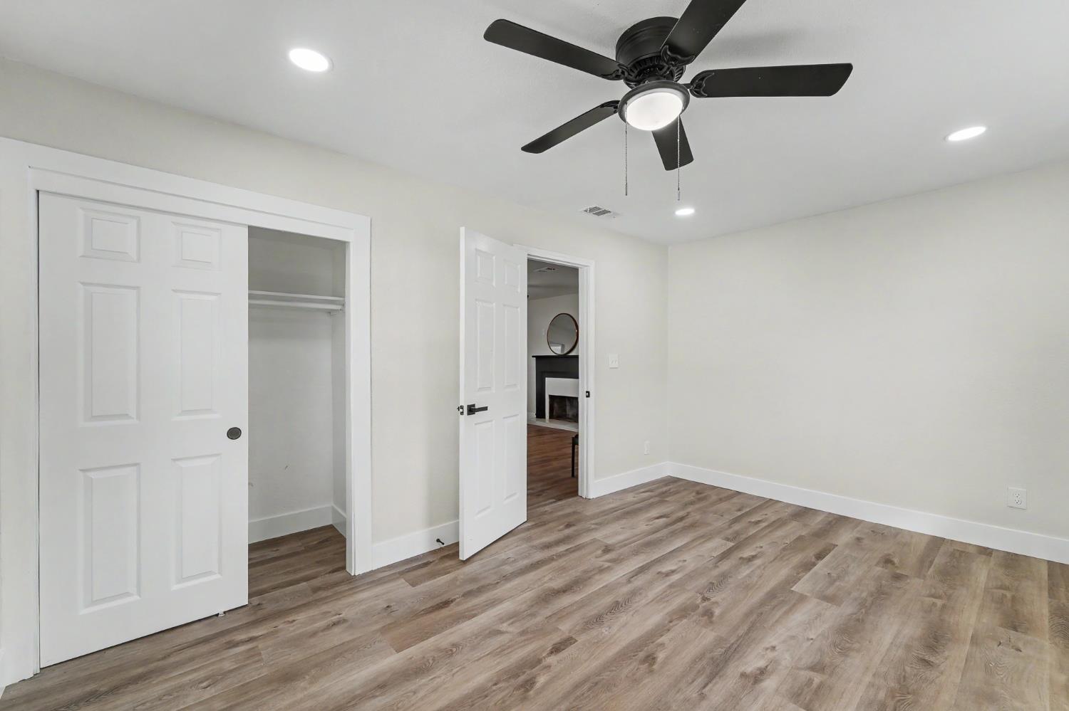 234 S Lee Ave, Oakdale, CA 95361