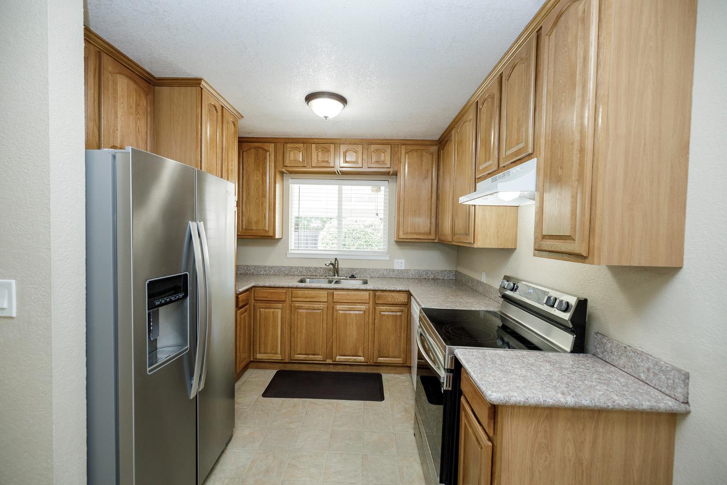 3129 Otis, Modesto, CA 95350