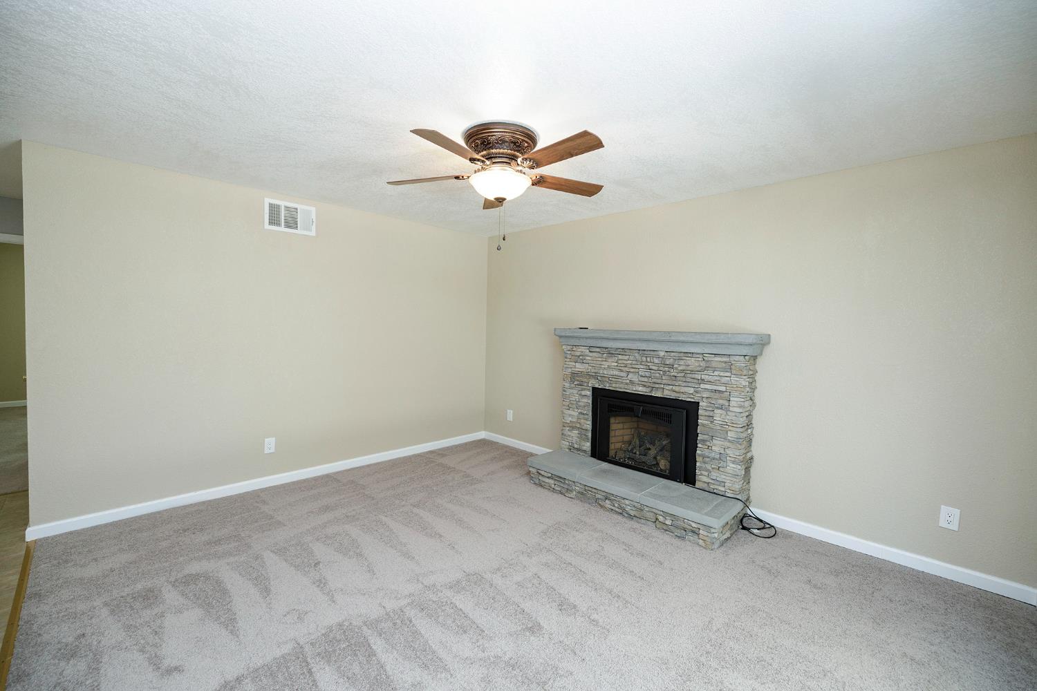 3129 Otis, Modesto, CA 95350