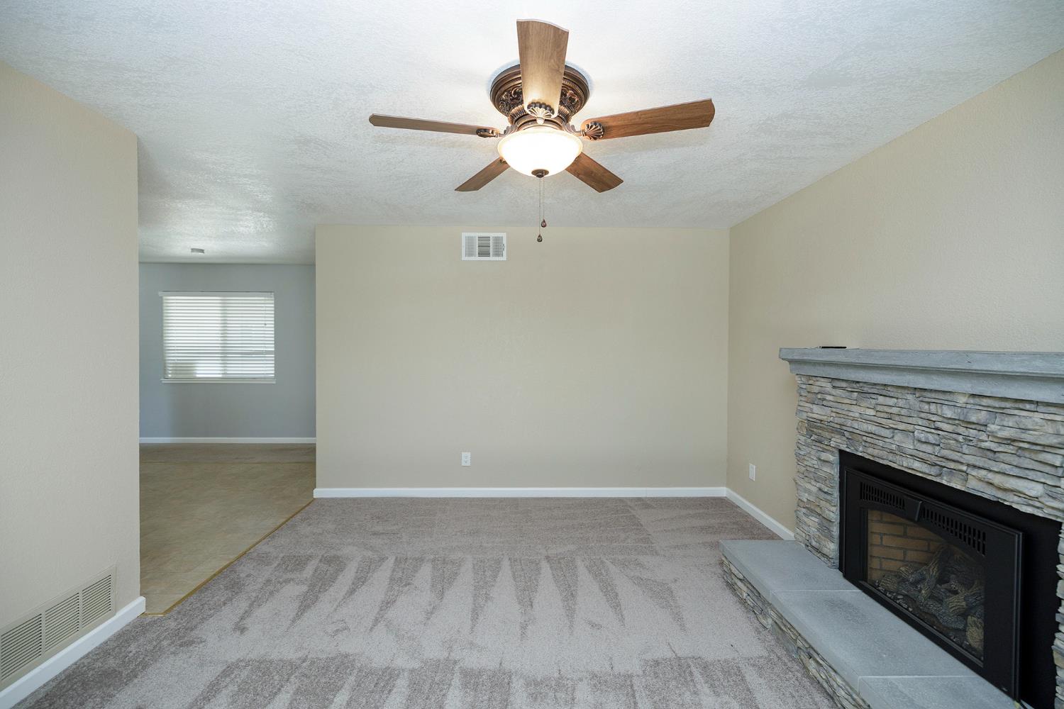 3129 Otis, Modesto, CA 95350