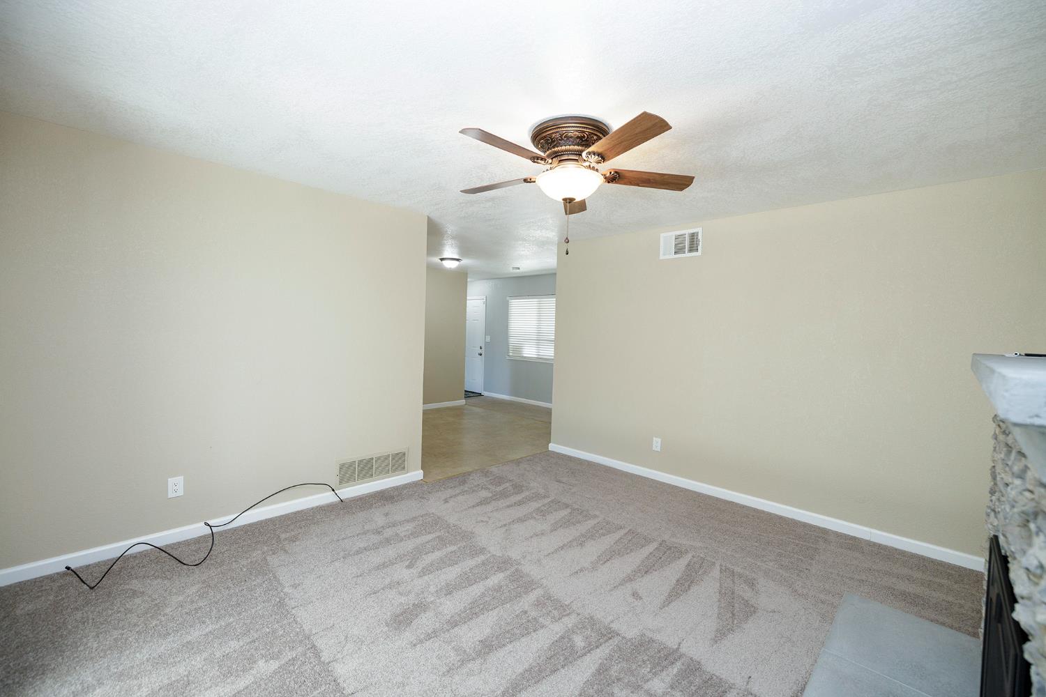 3129 Otis, Modesto, CA 95350