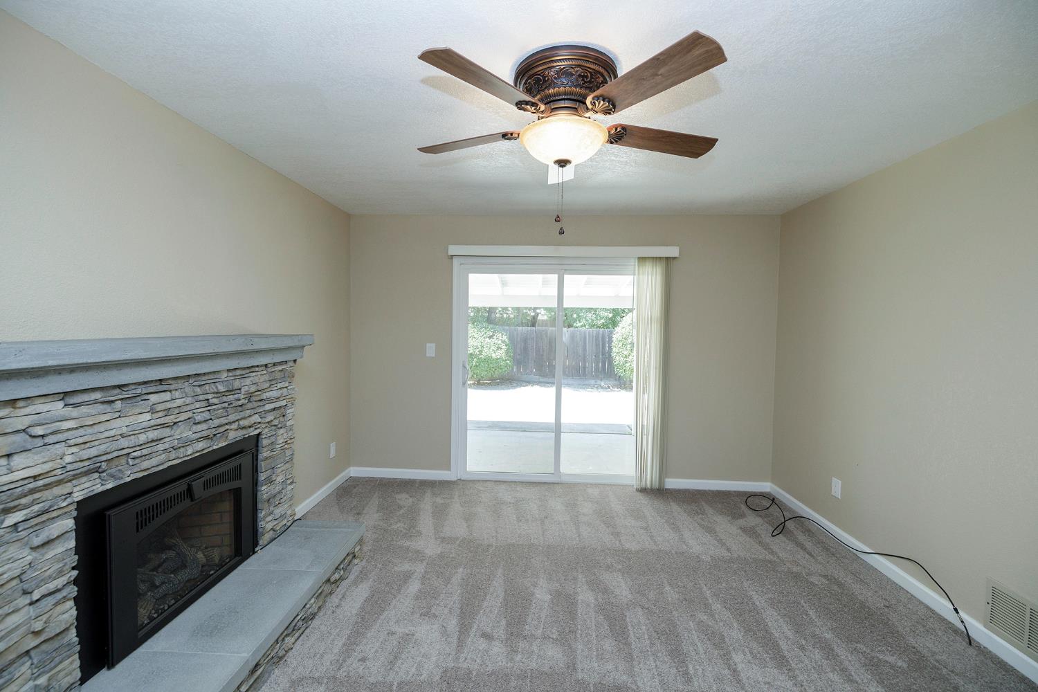 3129 Otis, Modesto, CA 95350