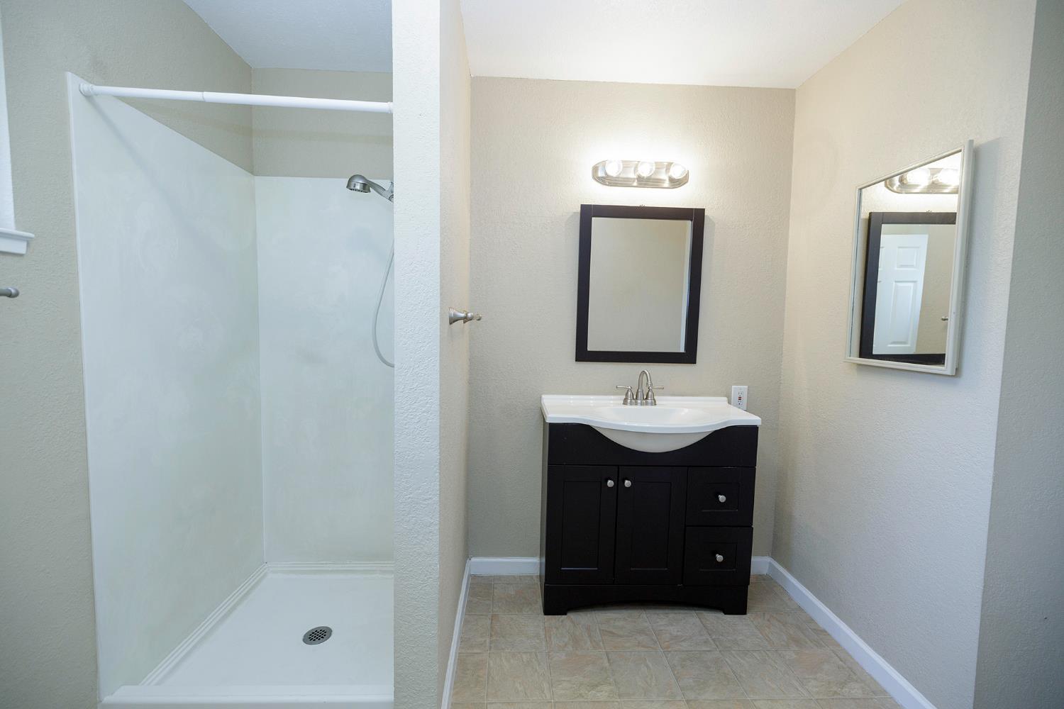 3129 Otis, Modesto, CA 95350