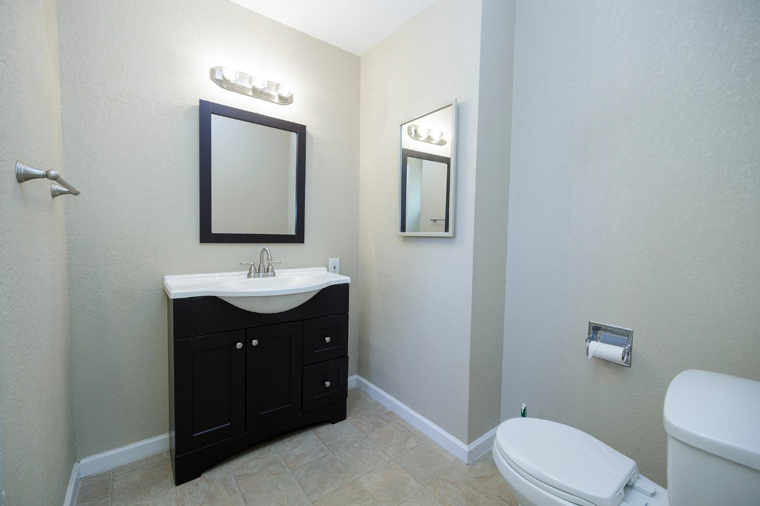 3129 Otis, Modesto, CA 95350