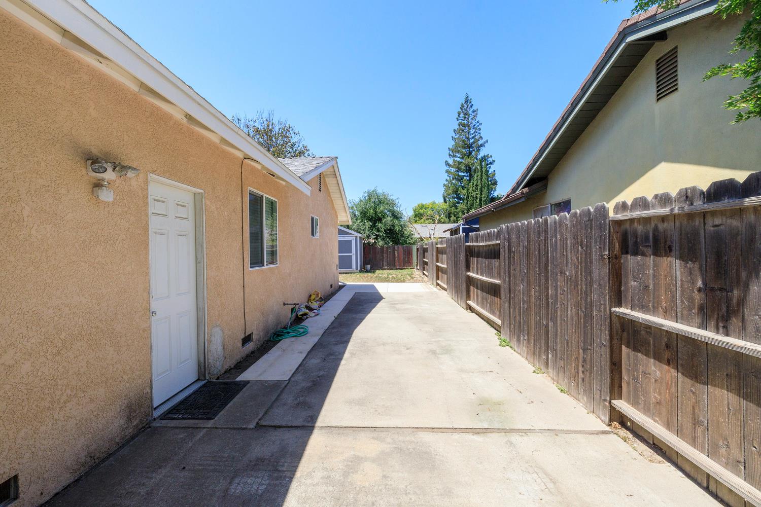 3129 Otis, Modesto, CA 95350